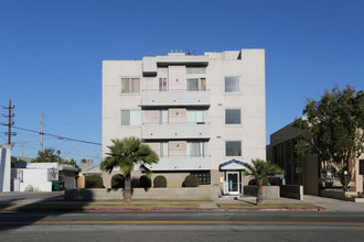 2524 S Sepulveda Blvd in Los Angeles, CA - Building Photo - Building Photo