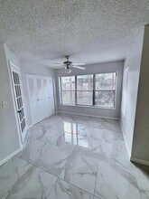 2866 S University Dr, Unit 5106 in Davie, FL - Foto de edificio - Building Photo