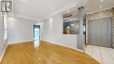 62 Kaitlin Dr in Richmond Hill, ON - Building Photo - Building Photo