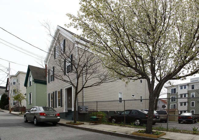 26 Anderson St in Portland, ME - Foto de edificio - Building Photo