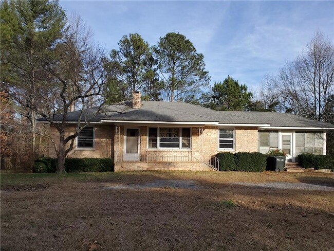 property at 1025 Pickens St