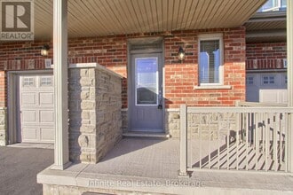 380 Lake St in Grimsby, ON - Building Photo - Building Photo