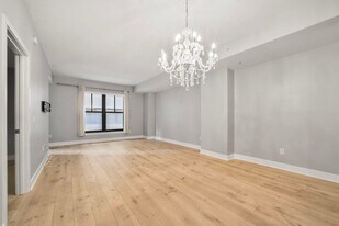 910 M St NW in Washington, DC - Building Photo