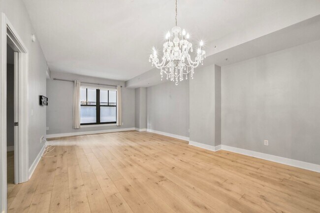 property at 910 M St NW