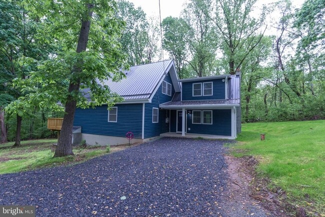 property at 382 Wood Cutters Ln