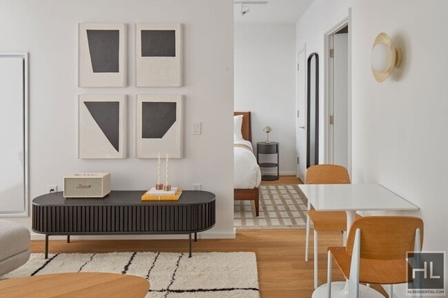 5 S 5th St in Brooklyn, NY - Building Photo - Building Photo