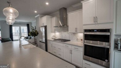 2155 Burnside Dr NW in Atlanta, GA - Building Photo - Building Photo