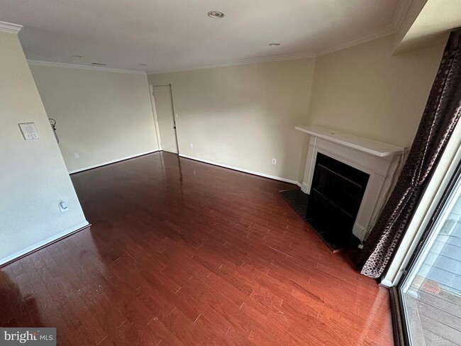 6800 Rapid Water Way in Glen Burnie, MD - Building Photo - Building Photo