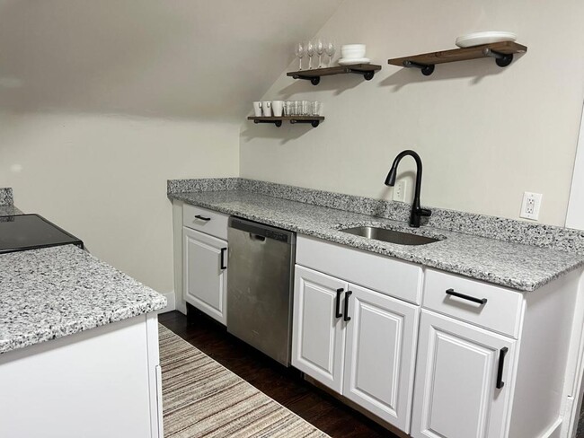 property at 1555 Neil Ave