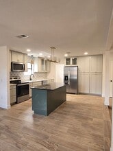 2128 Castle Ct in Clovis, NM - Building Photo - Building Photo
