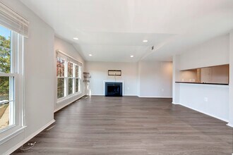 21029 Timber Ridge Ter in Ashburn, VA - Building Photo - Building Photo