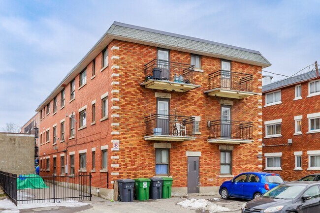 415 Première Av in Verdun, QC - Building Photo - Building Photo