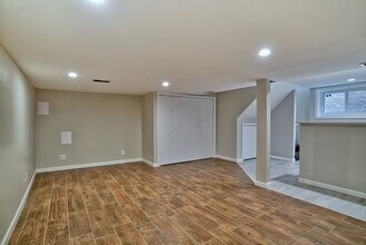 4831 Kirk St, Unit G in Skokie, IL - Building Photo - Building Photo