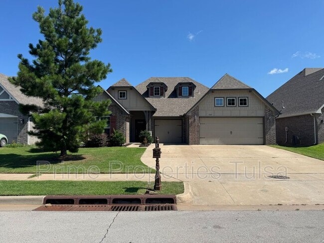 property at 9241 E 133rd Pl S