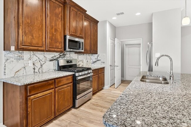 2214 Cuarzo Dr in Corpus Christi, TX - Building Photo - Building Photo