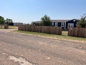 2003 W County Rd 138 in Midland, TX - Building Photo - Building Photo