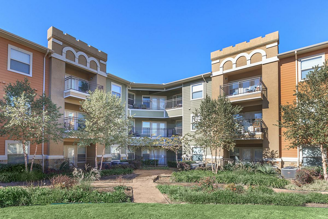 Peachtree Senior Apartments in Balch Springs, TX - Foto de edificio