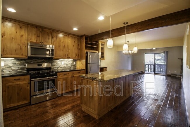 property at 2438 N Earle Dr