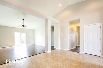 1301 Greenbriar Wy in Franklin, IN - Building Photo - Building Photo