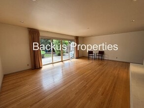 1249 San Fernando Dr in Salinas, CA - Building Photo - Building Photo