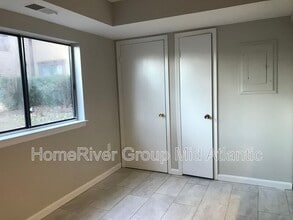 10212 Bushman Dr in Oakton, VA - Building Photo - Building Photo