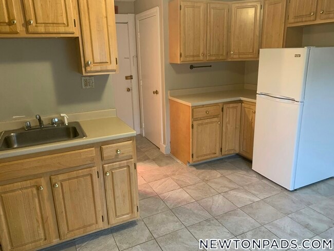 property at 18 Lincoln St