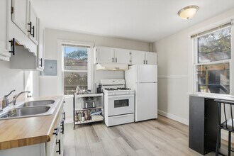 7416 W Palatine Ave in Chicago, IL - Building Photo - Building Photo