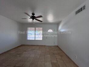 1535 W Rosemonte Dr in Phoenix, AZ - Building Photo - Building Photo