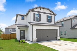 14620 Wahlbergs Wy in Elgin, TX - Building Photo