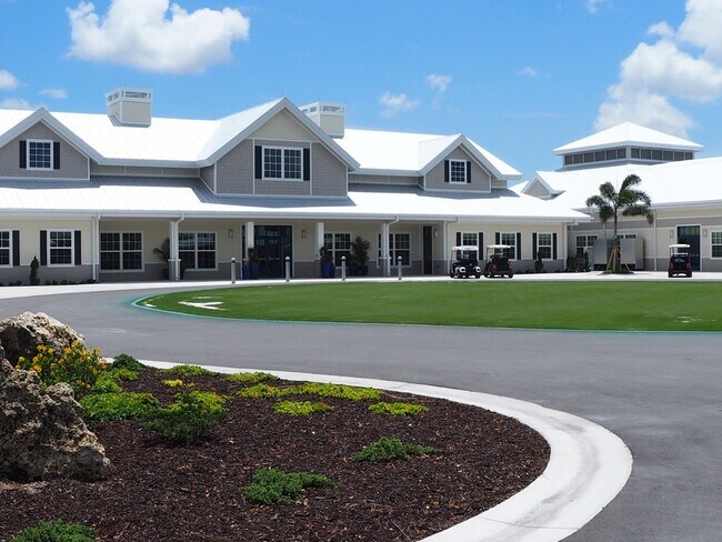 property at 2 Nicklaus Blvd