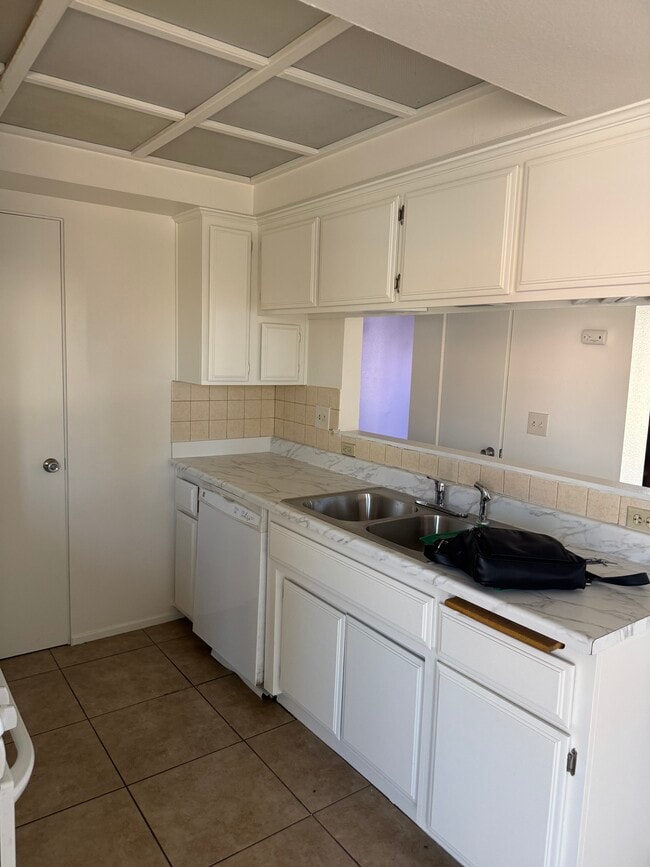 74430 Driftwood Dr in Palm Desert, CA - Building Photo - Building Photo