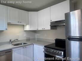 184 Broadway St in Wakefield, MA - Building Photo