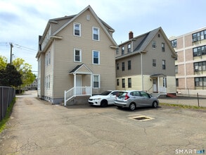 1005 Whalley Ave in New Haven, CT - Building Photo - Building Photo