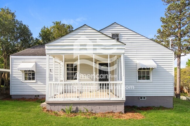 property at 986 Ponce De Leon Cir N