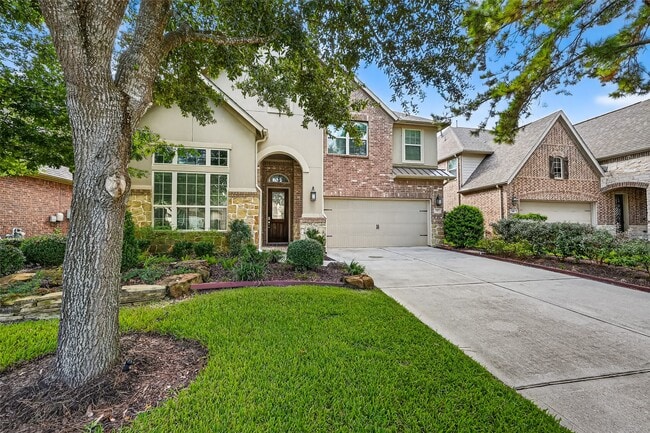 property at 122 Lindenberry Cir