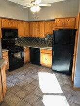 39 Cottage St, Unit 2 in Buffalo, NY - Building Photo - Building Photo