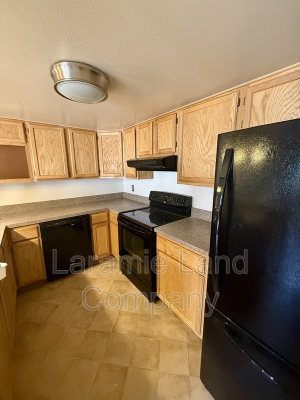 1227 Downey St in Laramie, WY - Building Photo - Building Photo