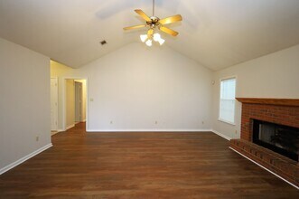 4807 Ben Salem Way in Hahira, GA - Building Photo - Building Photo