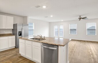 5549 Galahad Trl in Milton, FL - Building Photo - Building Photo