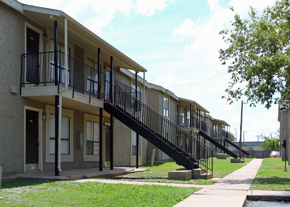 Bel Air Springs in Abilene, TX - Building Photo