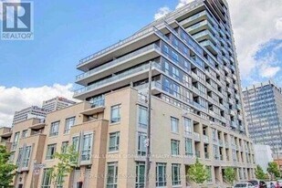 60 Berwick Ave in Toronto, ON - Building Photo