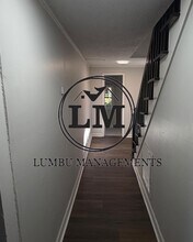 414 E Morehead St in Burlington, NC - Foto de edificio - Building Photo