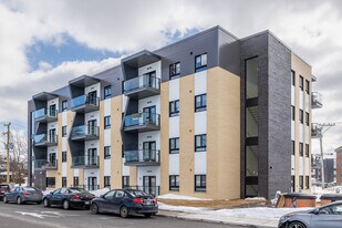 1870 Dumouchel Av in Laval, QC - Building Photo