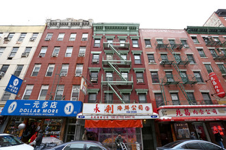 87 Mulberry St in New York, NY - Building Photo - Building Photo