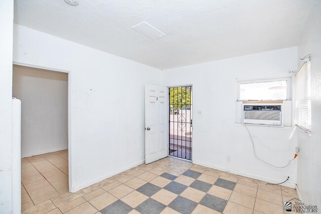 531 S 1st Ave in Yuma, AZ - Building Photo - Building Photo