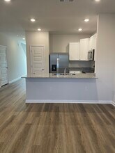 1719 Jakes Dr in Panama City, FL - Foto de edificio - Building Photo