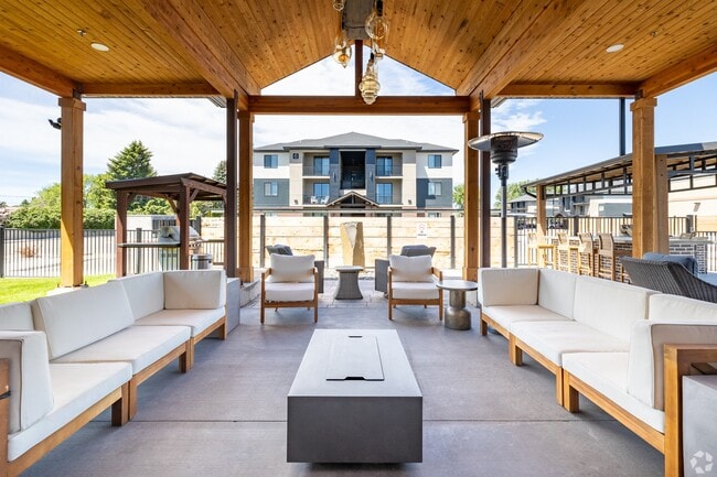 The Lofts on Broadway