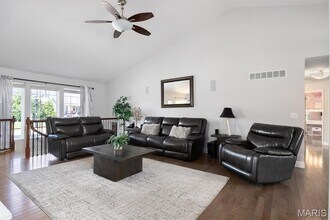 437 Marbleton Cir in O'Fallon, IL - Building Photo - Building Photo