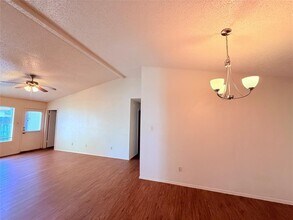 10611 Archdale Dr in Austin, TX - Building Photo - Building Photo