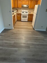 104 E Bailey Rd, Unit G in Naperville, IL - Building Photo - Building Photo